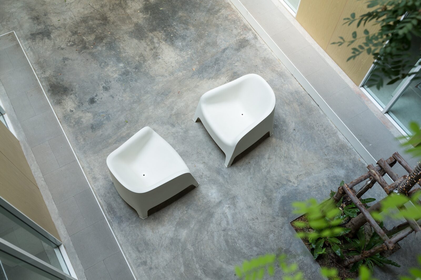 Uteområder | Vi hjelper deg å skape flotte utendørsområder! Enten det er steinlegging, ferdigplen eller terrasser